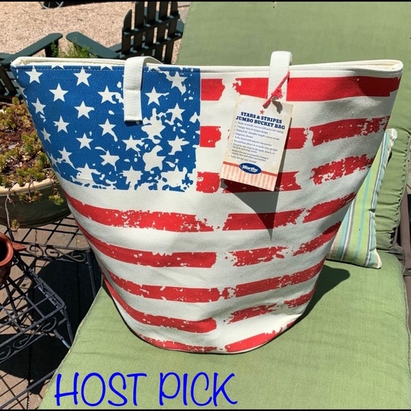 Handbags - NWT Stars/Stripes canvas tote God bless America